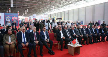 Adana'da Çukurova 18. Kitap Fuarı Başladı