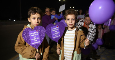 Adana'da Dünya Prematüre Günü Etkinliği Düzenlendi