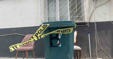 Adana'da eşine çekiçle vurup bıçaklayan şüpheli aranıyor