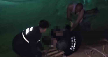 Adana'da Kontrolden Çıkan Otomobil Sulama Kanalına Düştü