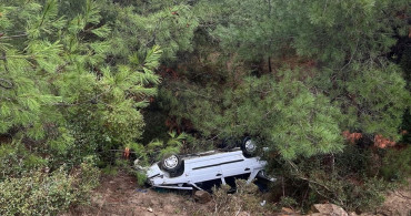 Adana'da Otomobil Kazası: 4 Yaralı