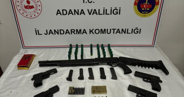 Adana'da Ruhsatsız Silahlar Ele Geçirildi