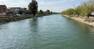 Adana'da Sulama Kanalına Düşen Çocuk Kurtarıldı