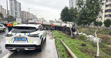 Adana'da Tır Devrildi: Olay ve Sonrası