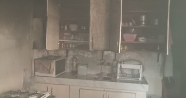 Adana'da Yangın: Anne ve Kızı Hastaneye Kaldırıldı