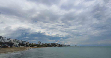 Adana'da Yaz Havası Etkisini Gösteriyor