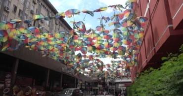 Adana'daki Renkli Şemsiyeler Fırtınada Harabeye Döndü