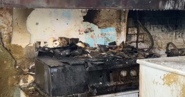 Adapazarı'nda Yangın: Dükkan Sahibi Dışarıdayken Alevler Yükseldi