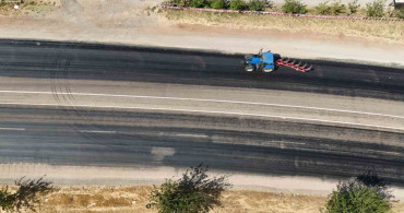 Adıyaman'da aşırı sıcaklar asfalt erimesine yol açtı