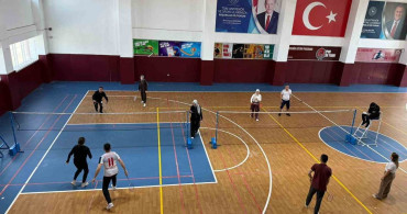 Adıyaman'da Badminton Turnuvası: Dayanışma ve Motivasyon İçin Bir Araya Geldiler