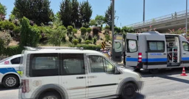 Adıyaman'da hasta nakil aracı arıza yapan otomobile çarptı: 1 yaralı