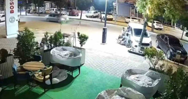 Adıyaman'da motosiklet hafif ticari araca çarptı: 2 yaralı
