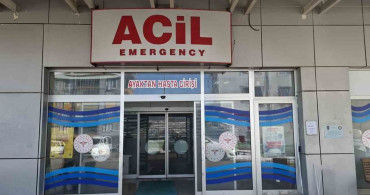 Adıyaman'da Öğrenciler Çağla Tüketiminden Hastaneye Kaldırıldı