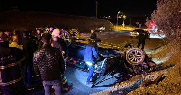 Adıyaman'da Otomobil Kazası: 2 Yaralı