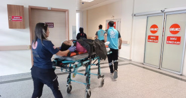 Adıyaman’da otomobilin şarampole yuvarlanması sonucu 3 kişi yaralandı
