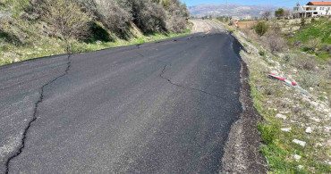 Adıyaman'daki Tehlikeli Yol Çökmeleri