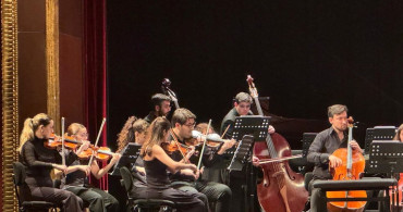ADK İstanbul Gençlik Orkestrası Süreyya Operası'nda Sahne Aldı