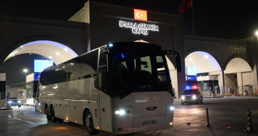 AEK'nın Taraftarları Türkiye'ye Giriş Yaptı