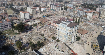 AFAD Müdürü yaşanan artçıları olağan dışı bir durum olarak tanımladı: 4 dakikada bir yaşanıyor