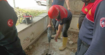 AFAD'dan İtfaiye Personeline Afet Eğitimi