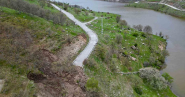Afyonkarahisar Yedikapı Tabiat Parkı Yolu Heyelanla Kapandı