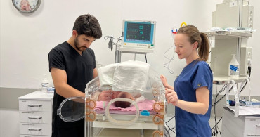 Afyonkarahisar'da Doğup Hemşire Olan İki Eğitimci