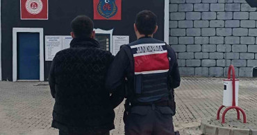 Afyonkarahisar'da Hırsızlık Zanlısı Jandarma Tarafından Yakalandı