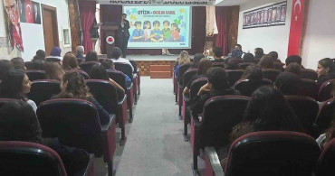 Afyonkarahisar'da Otizm Farkındalığı Semineri Düzenlendi