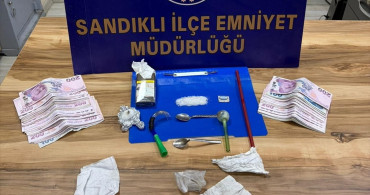 Afyonkarahisar'da Uyuşturucu Operasyonu: 3 Gözaltı