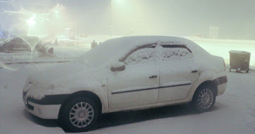 Ağrı'da Kar Yağışı Ulaşımı Zorluyor