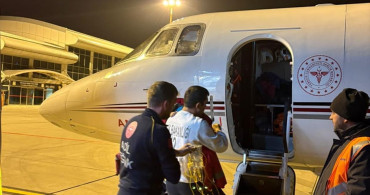 Ağrı'da Karaciğer Yetmezliği Olan Bebek Ankara'ya Uçakla Nakledildi