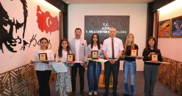 Ağrı’da sağlıklı nesil sağlıklı gelecek yarışmalarında dereceye giren öğrenciler ödüllendirildi