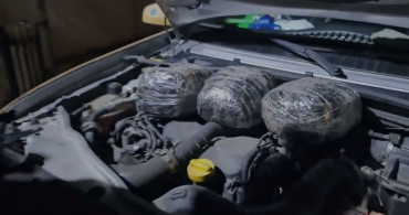 Ağrı'da Taksinin Kaputunda Uyuşturucu Bulundu