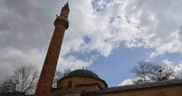 Ahi Evran Cami'de Acil Bakım İhtiyacı