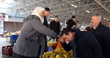 Ahmet Aras'tan Anneler Günü Mesajı