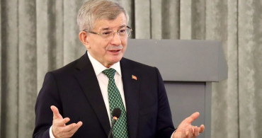 Ahmet Davutoğlu'ndan Bursa'da İftar Programında Önemli Açıklamalar