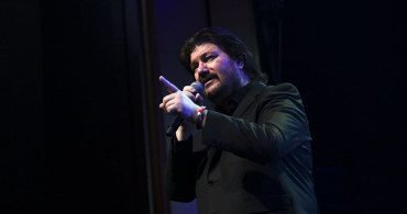 Ahmet Şafak Külliye'de Ramazan Etkinliklerinde Konser Verdi