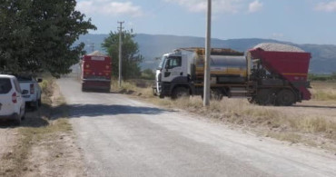 Ahmetli'de 8 kilometrelik yol hamlesi
