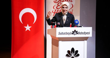 Aile Değerleri Merkezde: "Bizim Evin Hikayesi" Tiyatro Oyununun Gala Gösterimi