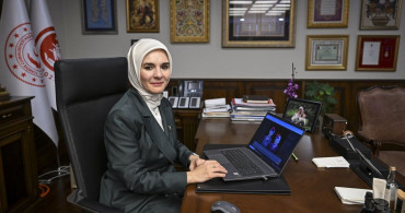 Aile ve Sosyal Hizmetler Bakanı Göktaş, Anadolu Ajansı'nın Yılın Kareleri Oylamasına Katıldı