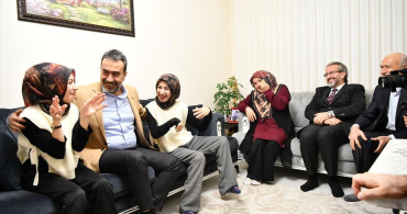 AK Parti Ankara İl Başkanı Özcan'dan Özel Gereksinimli Bireylere Umre Vaadi