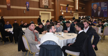 AK Parti Gençlik Kolları Başkanı İbiş, Gençlik Sofrası'nda Konuştu