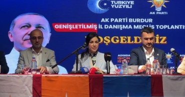 AK Parti Genel Başkan Yardımcısı Ayan: Yapılanların halkımıza hizmet olarak dönmesine engel olan bir zihniyet var