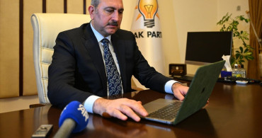 AK Parti Grup Başkanvekili Abdulhamit Gül Anadolu Ajansı'nın Yılın Kareleri Oylamasında