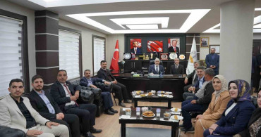 AK Parti Heyeti, Kahta Belediye Başkanı Hallaç ile Buluştu