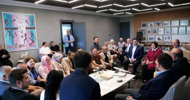 AK Parti İl başkanı Gürhan Albayrak, kutsal topraklardan dönen Hatipoğlu’nu ziyaret etti