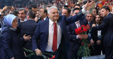 AK Parti İstanbul Adayı Binali Yıldırım'dan Aylık Akbil Müjdesi