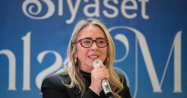 AK Parti İzmir'de Kadınların Rolünü Vurguladı