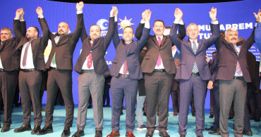 AK Parti Kocaeli'deki ilçe belediye başkan adaylarını açıkladı: Bu şehri asla teslim etmeyeceğiz. İşte tam liste!