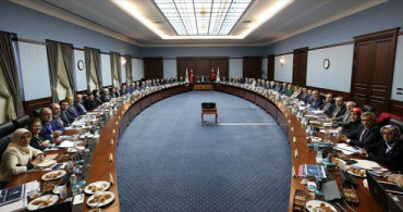 AK Parti MKYK Toplantısı Başladı